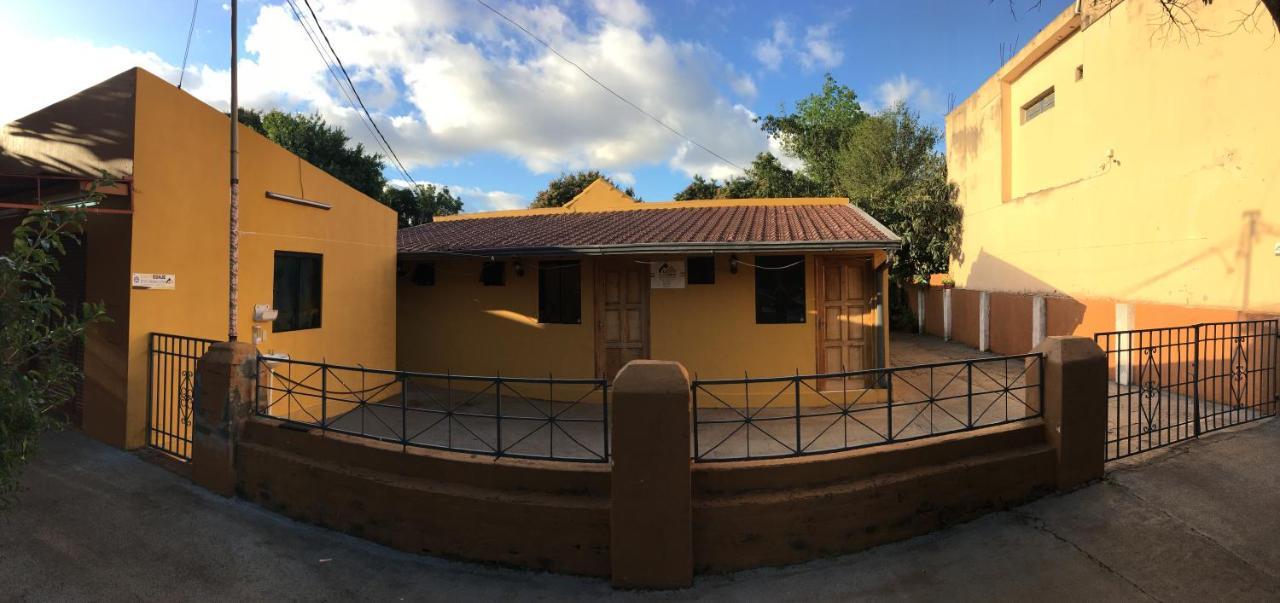 Hospedaje Encarnación Exterior foto